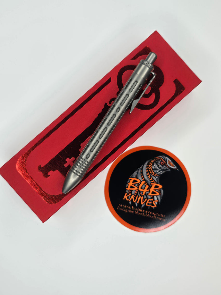 Chaves Knives Titanium Clicker Pen - Vertical Lines